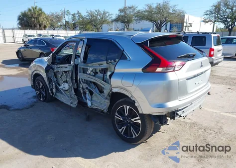 2024 Mitsubishi Eclipse Cross Se S-Awc/Sel S-Awc z USA, uszkodzony, nr VIN JA4ATWAA7RZ034218